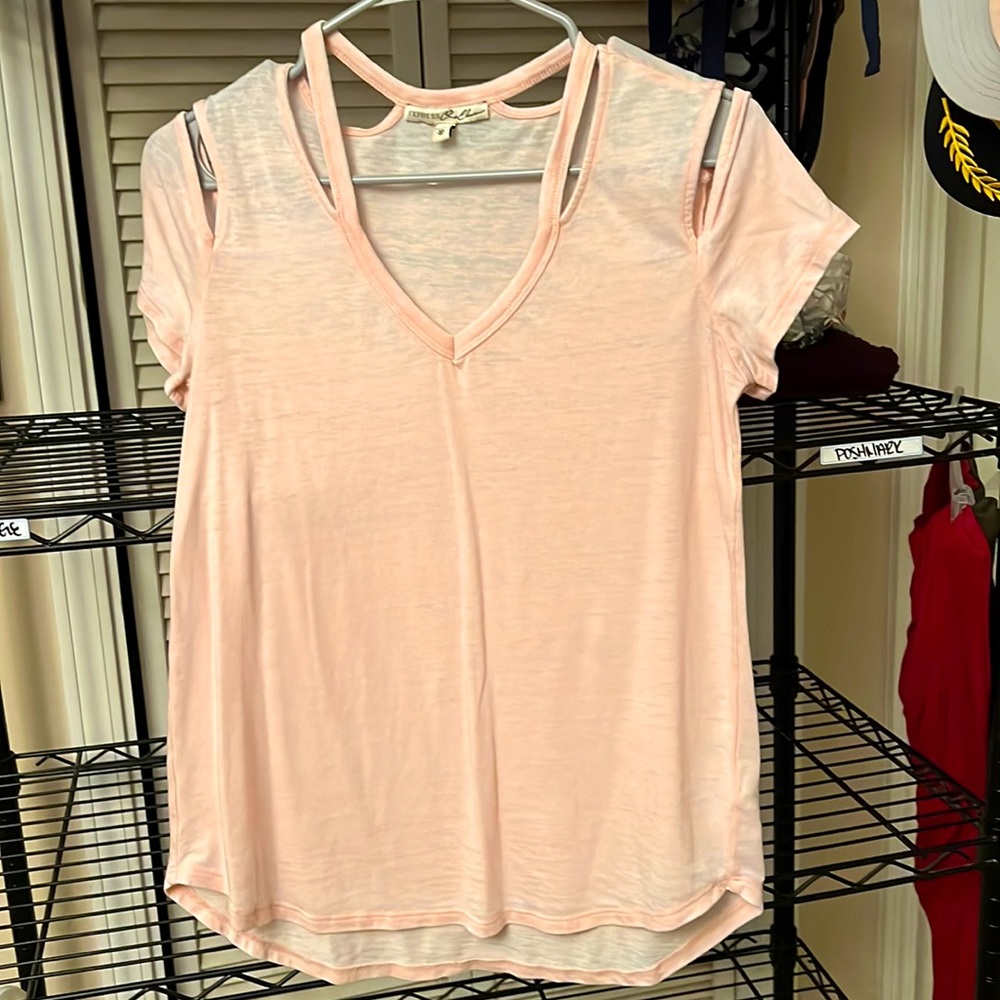 Express V-neck pink blouse